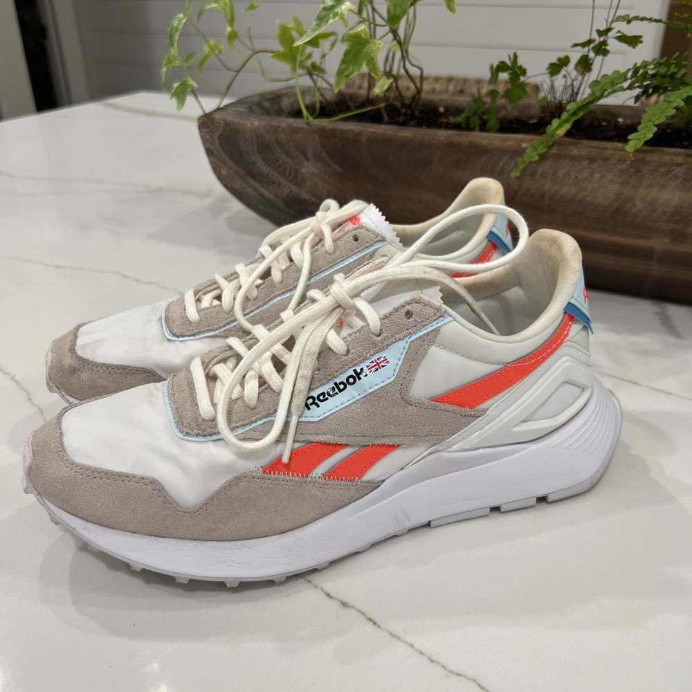Reebok CL Legacy AZ Radicalm Sneakers